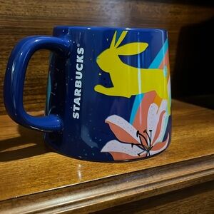 Starbucks mug in excellent condition.